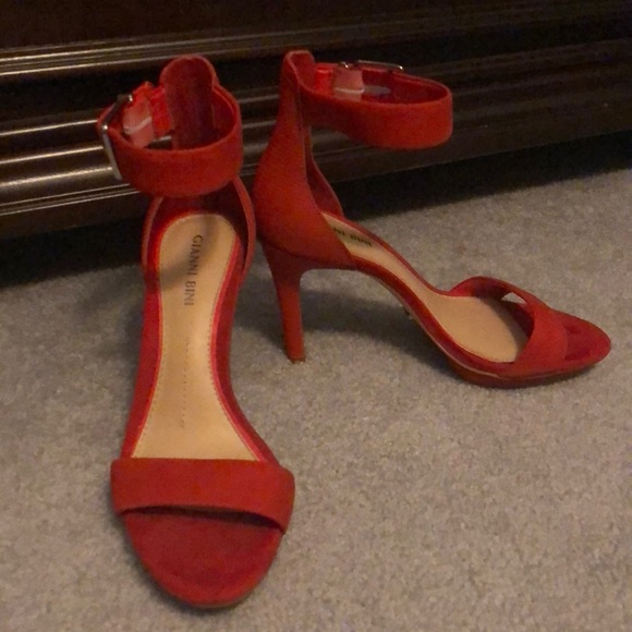 Gianni Bini Shoes - Gianni Bini 6.5 Lizette heels